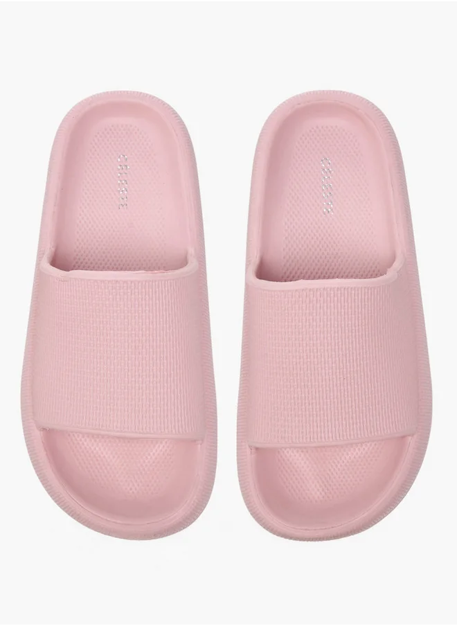 سيليست Women's Textured Slip-On Slides