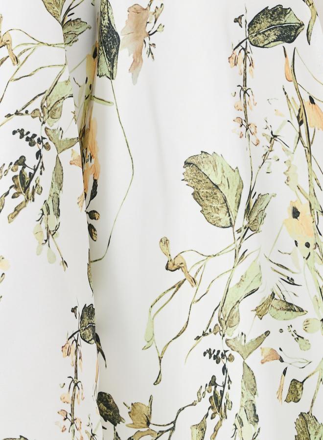 Styli Styli Floral Print Regular Fit Maxi Length Kimono  - Image 3