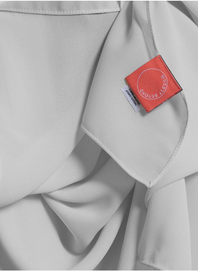 MODEST BEYOND - Luxury Grey Chiffon Hijab - Image 1