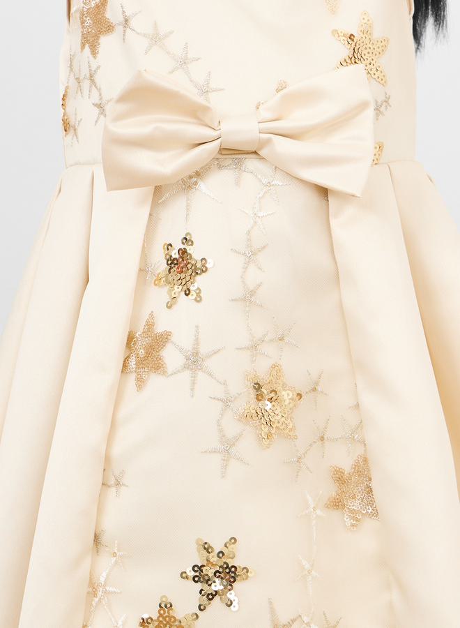 ستايلي فستان بتفاصيل طبقات مع فيونكة - Image 3