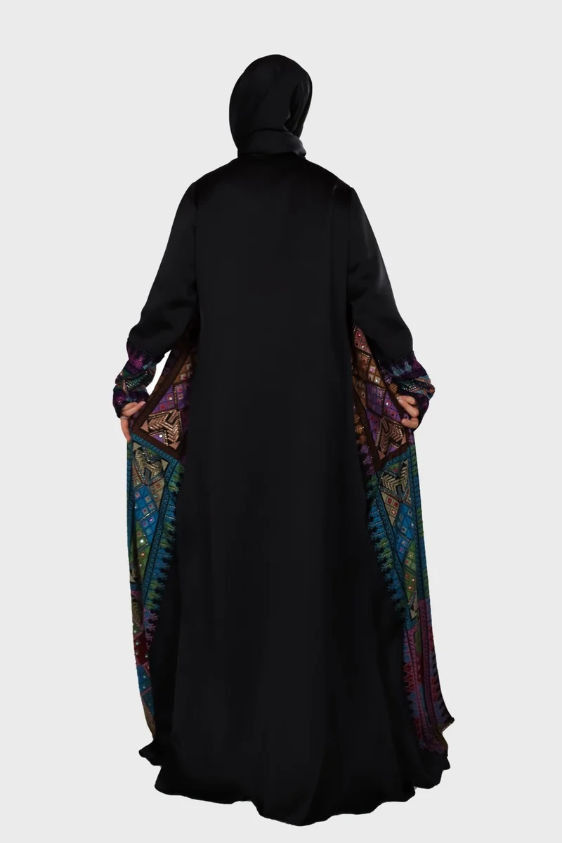 هاريكا وير Wonderful Wear Embroidered Luxury Abaya Abaya