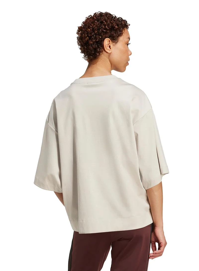 اديداس تيشيرت فضفاض فاخر ناعم لجميع المواسم