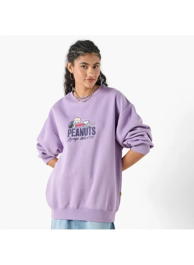 SP Characters Snoopy Print Sweatshirt with Long Sleeves and Crew Neck