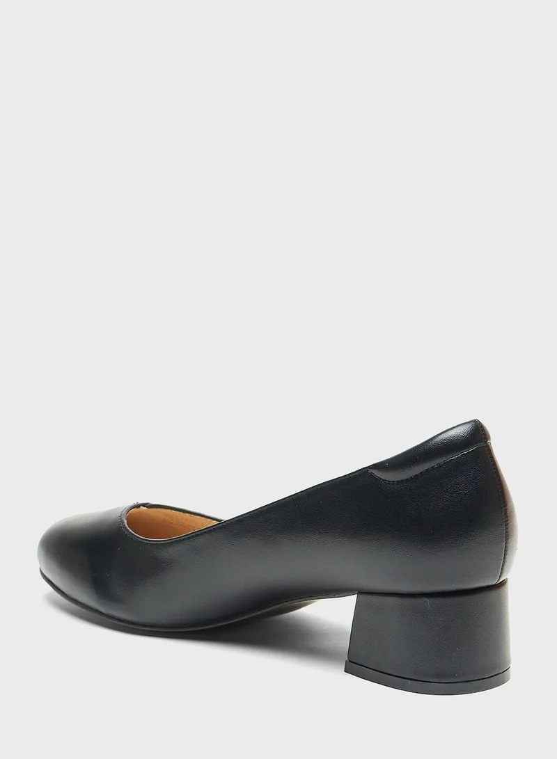 shoexpress Block Heel Pumps