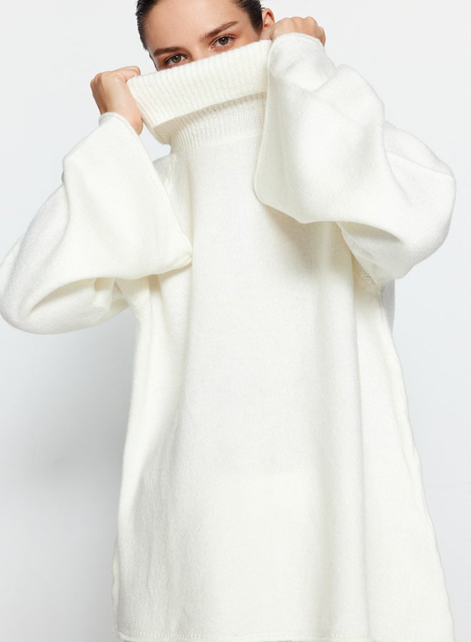 trendyol Ecru Soft Textured Turtleneck Knitwear Sweater TWOAW24KZ00426 - Image 4