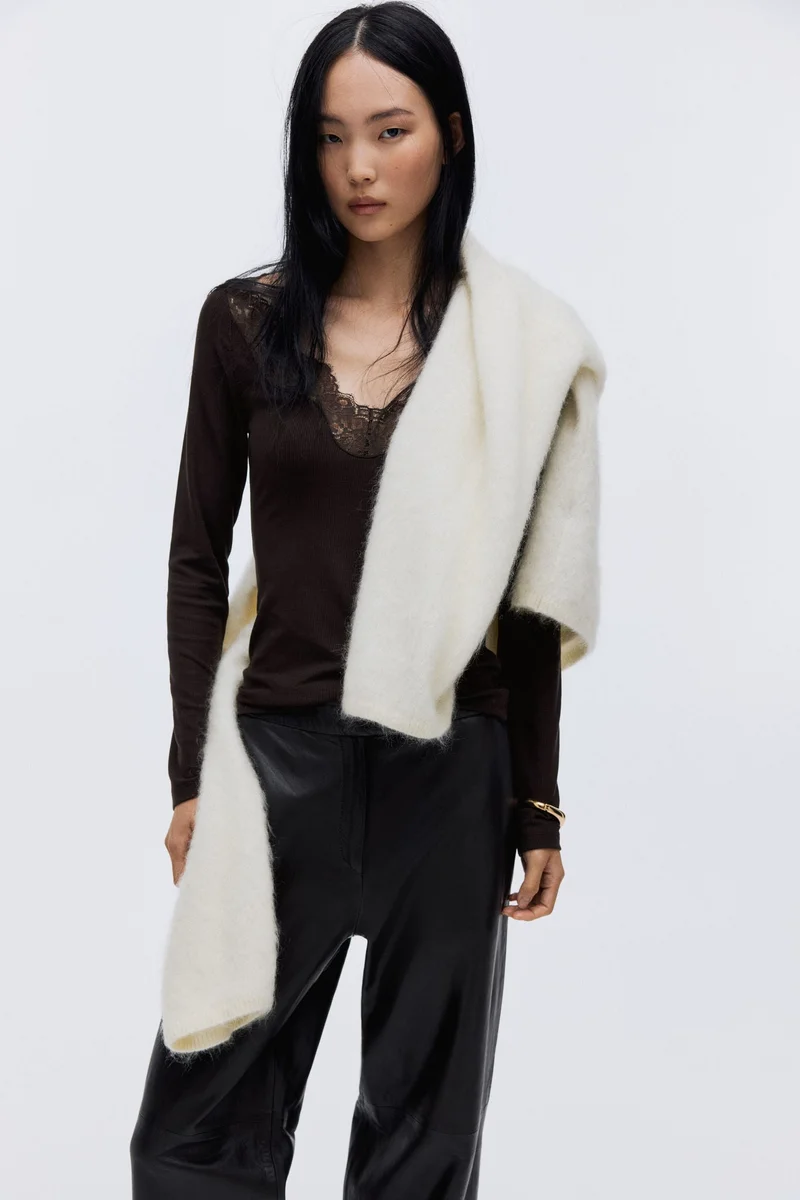 H&M Lace-trimmed top