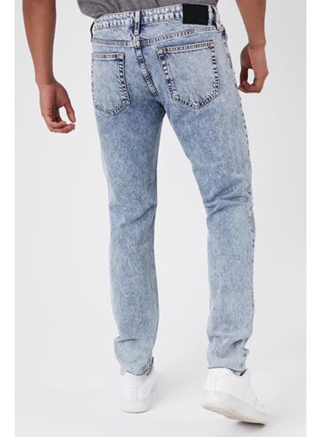 FOREVER 21 جينز متهالك معاد تدويره  - Image 4