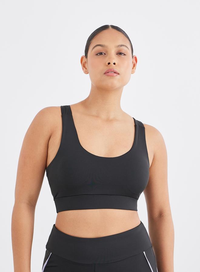 Styli Textured Racerback Tank with Sports Bra and Contrast Stitch Detail Leggings Set - Image 5