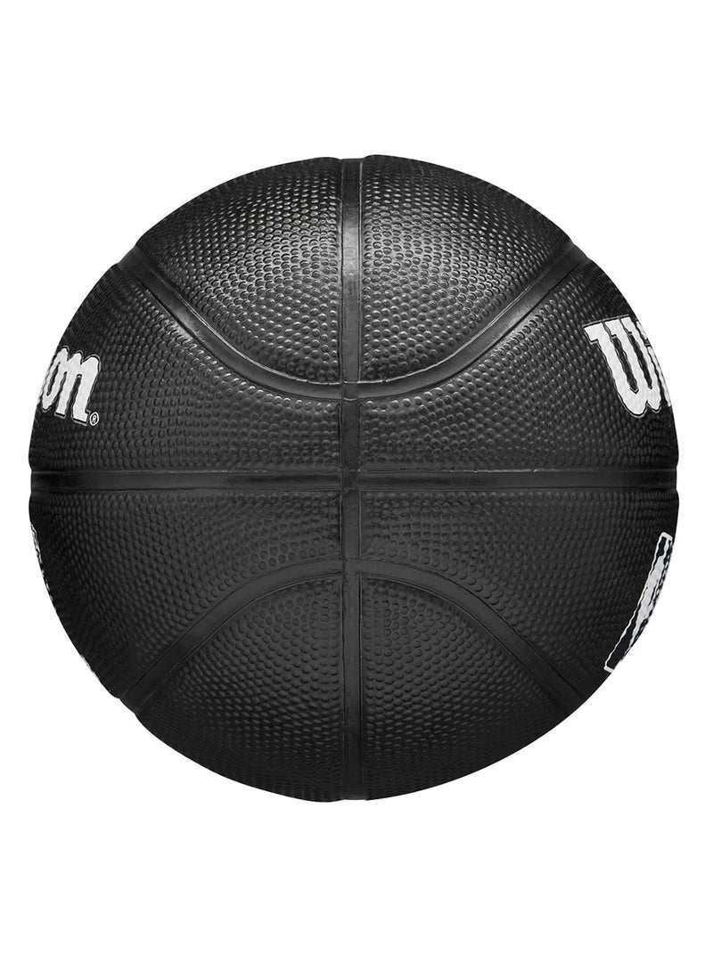 Wilson كرة السلة المصغرة تكريم فريق NBA - بروكلين نتس - الحجم 3 (كرة مصغرة) - سوداء - Image 4