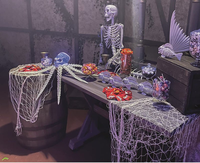 Fun Express Natural Fish Net Party Accessory (1, 1 LB), 1 Count - Image 4