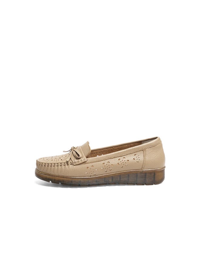 Red Dragonfly Genuine Leather Mom Shoes, Middle-aged And Elderly Women's Flats, Soft Sole, Comfortable, Hollow Women's Shoes, Wtb24588, Apricot Color, Hollow Design, Size 37 - Image 1