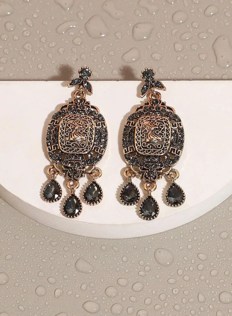 SOHI Antique Intricate Crystal Artificial Drop Earring Jewellery