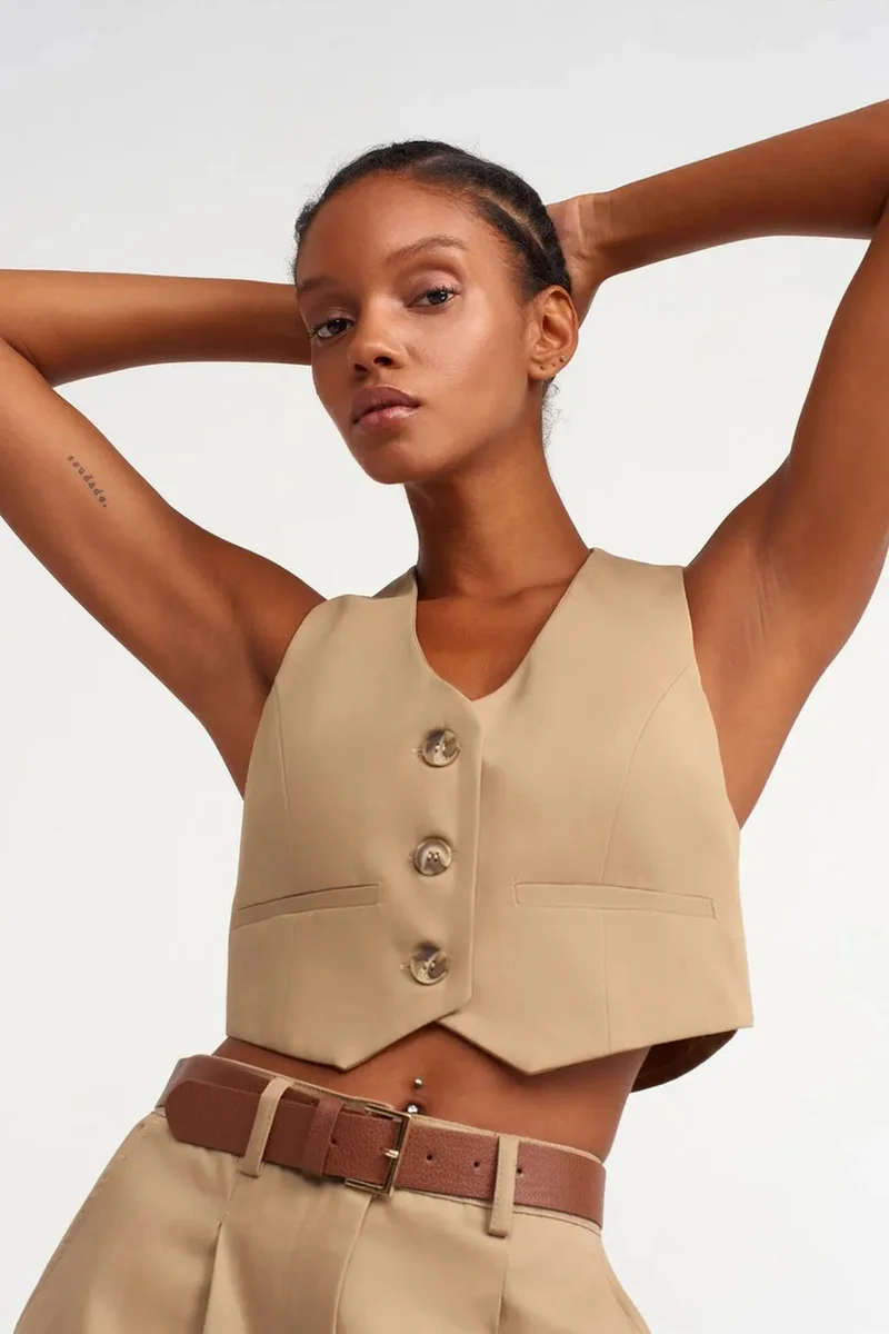 DILVIN Cotton Poplin V-Neck Crop Blouse