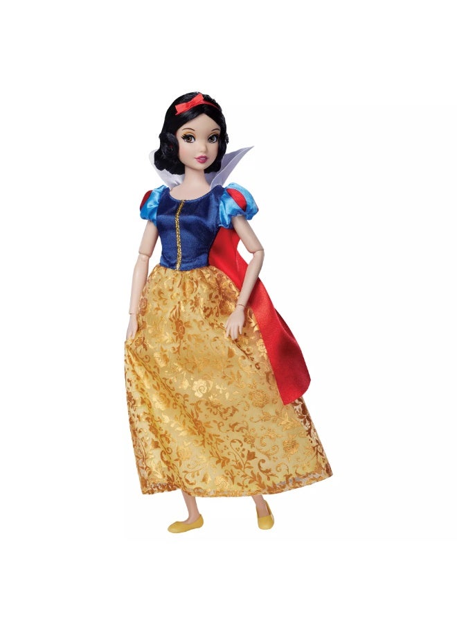 ديزني ستور دمية "سنو وايت" الكلاسيكية من متجر ديزني (Disney Store) - دمية أميرة بمقاس 11.5 بوصة مع فرشاة شعر - مستوحاة من الفيلم - هدية للأطفال والفتيات من عمر 3 سنوات فما فوق. - Image 2