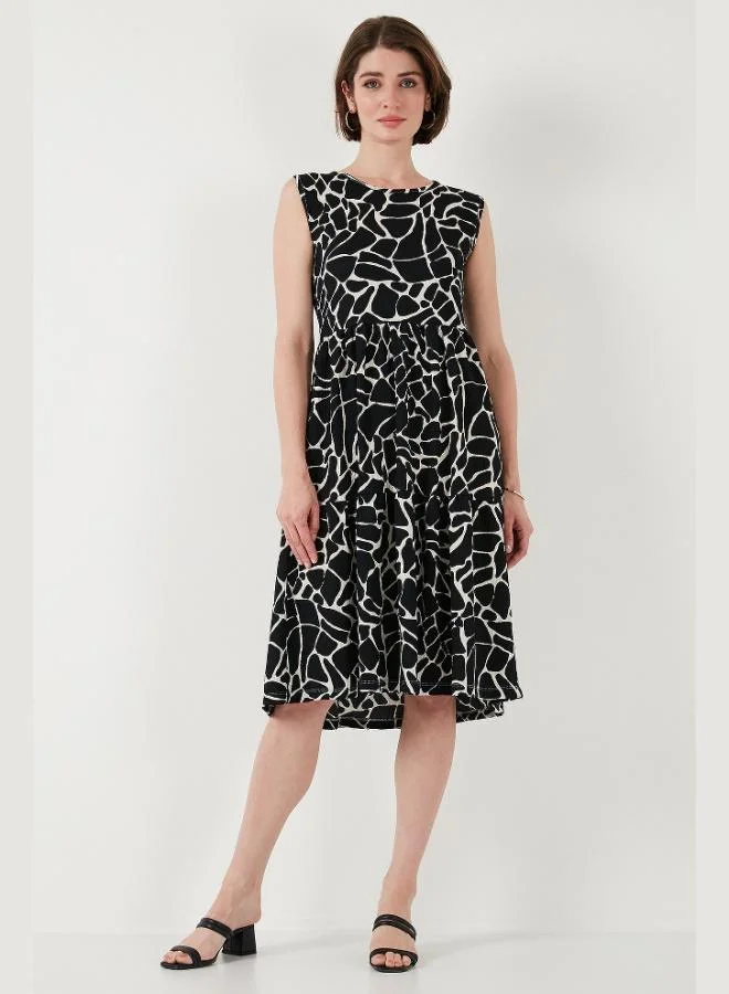 ليلا فستان ميدي بدون أكمام بنقوش ليلى للنساء