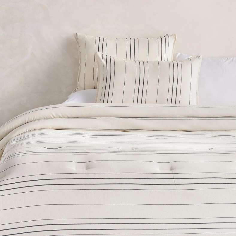 Pan Home Abriana 3-Piece Comforter Set - White - Image 2