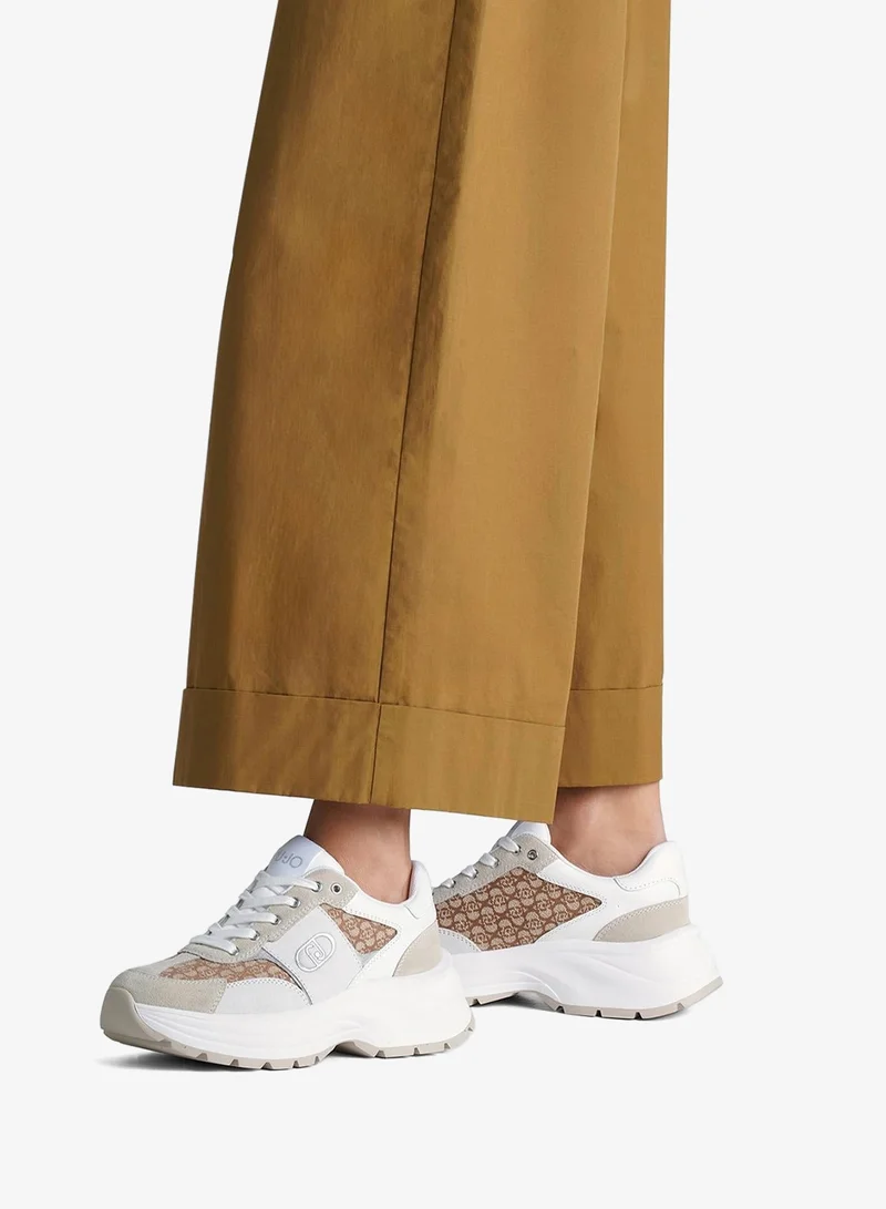 ليو جو أحذية رياضية بشعار من جلد السويد