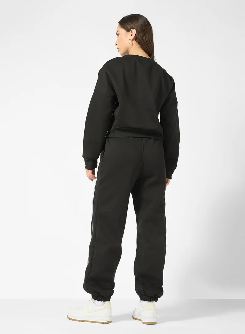 جينجر Oversize Contrast Trim Detail Sweat Set