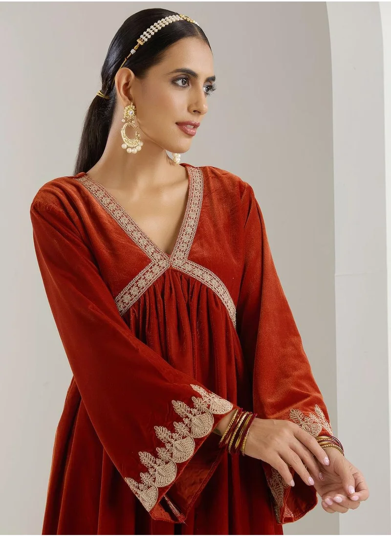 ISHIN Women Rust Velvet 2 Pcs Kurta Set