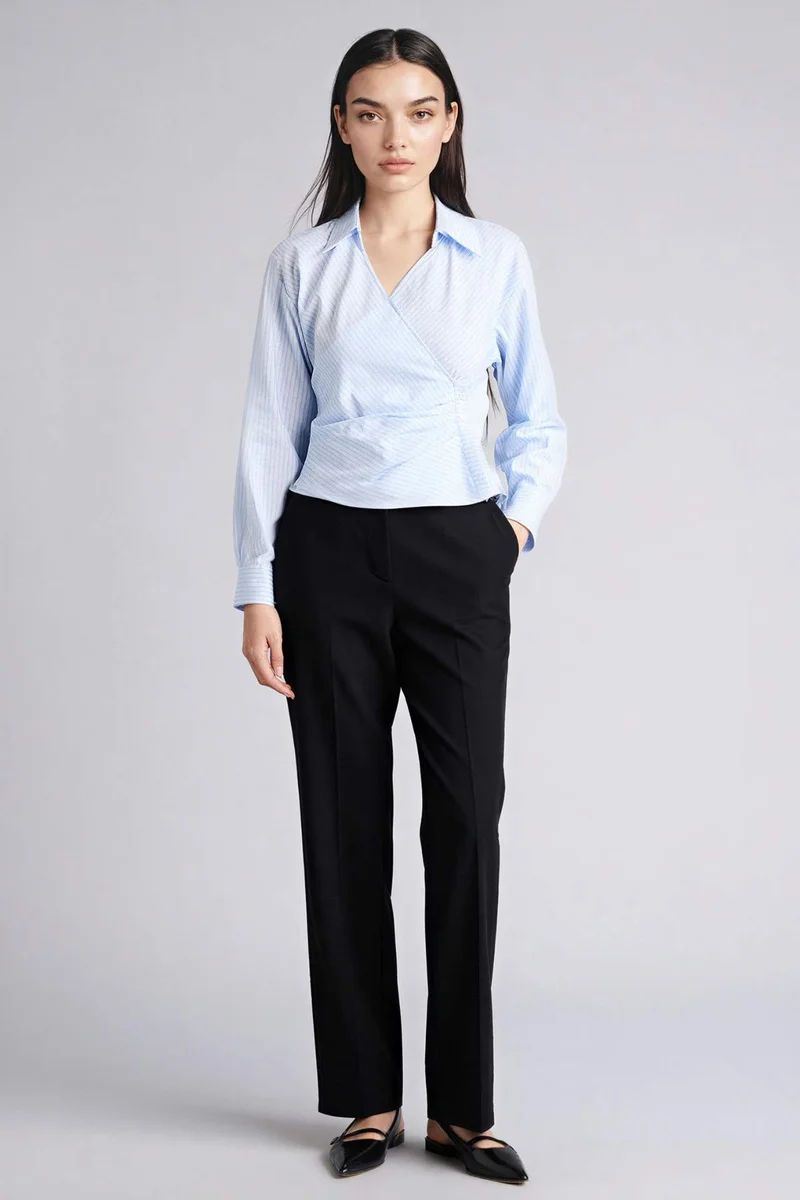 ديفاكتو Regular Fit V-Neck Striped Long Sleeve Shirt