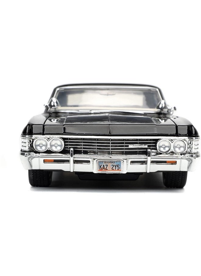 Jada Toys Jada Toys 253255037 Supernatural Dean Winchester, 1967 Chevy Impala Sport Sedan, Doors + Boot + Moter Cover to Open, Scale 1:24, Black, One Size  - Image 4