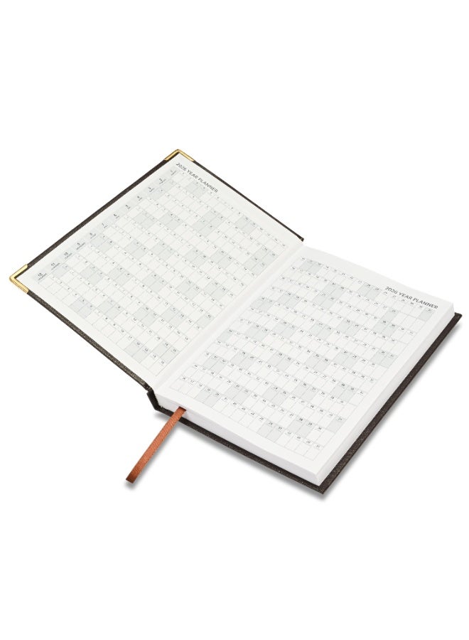 FIS مفكرة 2026، حجم A5 (148x210 مم)، غلاف صلب من مواد الفينيل، مبطنة من جهة واحدة، زوايا ذهبية، السبت والأحد مجتمعة، إنجليزي، ورق أبيض 60 جرام، لون شوكولاتة - FSDI92E26CH - Image 3