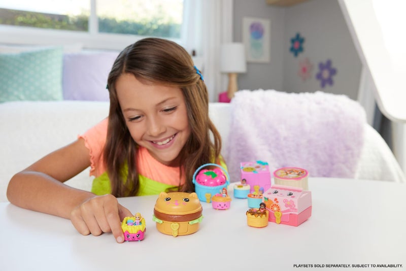 Polly Pocket Micro Dolls & Compacts with Toy Cars, Food Theme Vehicle Collection, Tiny Take Out Reveal Assortment with Surprises - Image 2