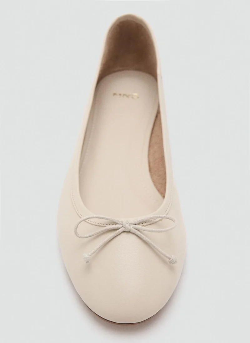 MANGO  Leather ballet flats with bow for Women | Best Price UAE