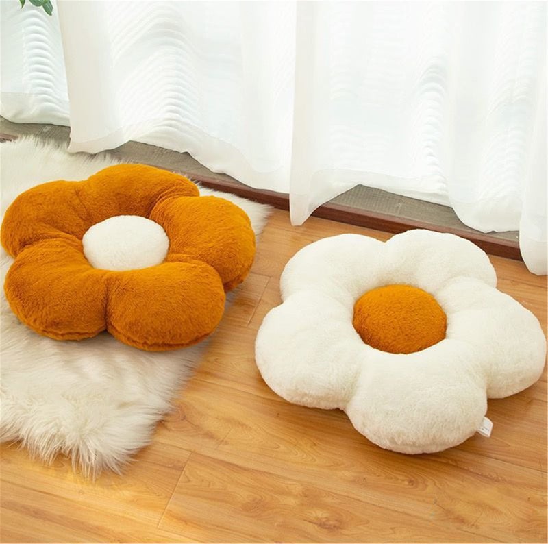 YILANLAN Cute Flower Cushion Plush Floor Pillow Casual Comfortable Pillow Office Living Room Bed Decoration Cushion Simple Room Decoration (50cm, Brown) - Image 3