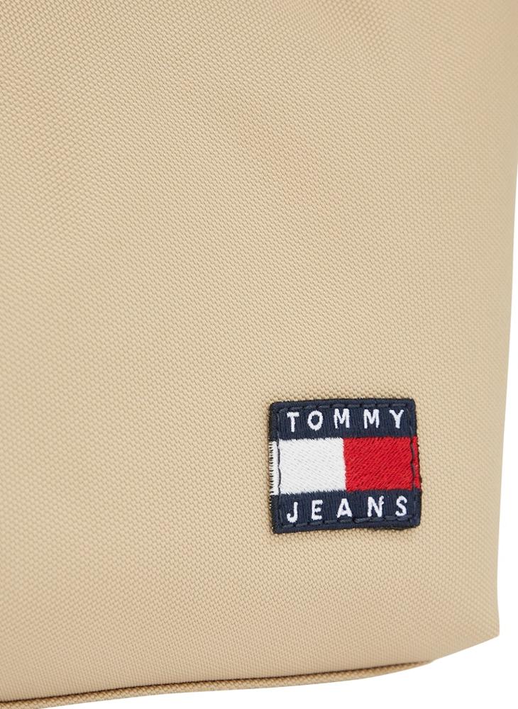 TOMMY JEANS - ESSENTIAL DAILY SHOULDER BAG - Image 1