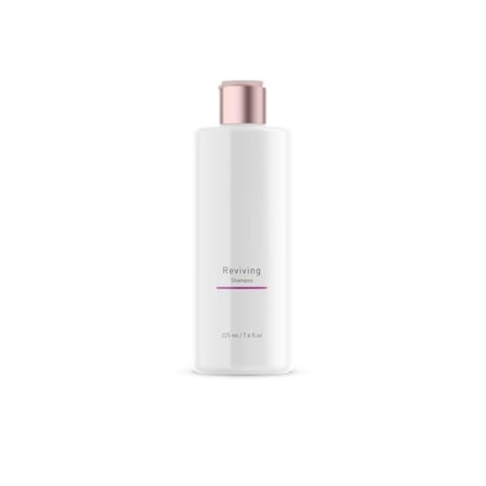 Reviving Garlic Shampoo – Strengthening Formula with Herbal Extracts – Nourishing Hair Cleanser for Thinning Hair & Scalp Care – 225 ml - Image 1