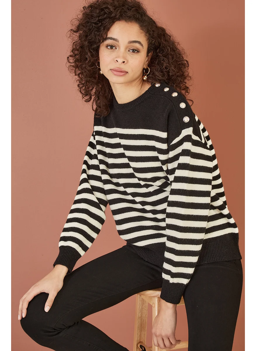 يامي Stripe Knitted Relaxed Jumper With Button Details