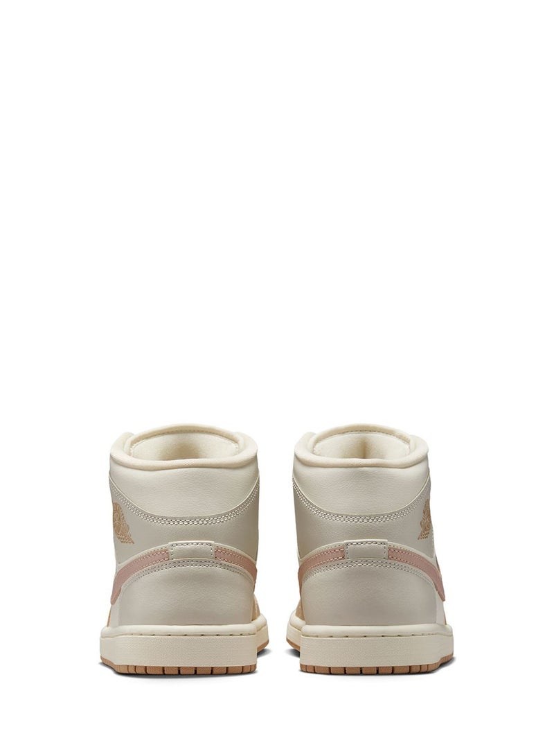 Jordan Air Jordan 1 Mid  - Image 4