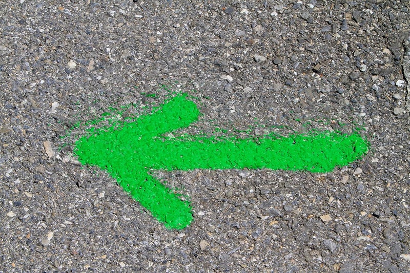 Rust-Oleum Professional Inverted Marking Spray Paint, 15 oz, Fluorescent Green - Image 3