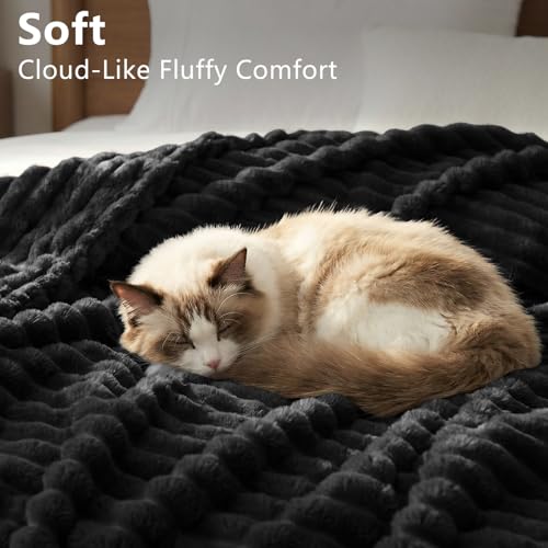 HIMEET Black Ribbed King Size Blanket for Bed - 300GSM Lightweight Fleece Blanket for Men Women, Large Cozy Sofa Couch Bed Blankets Gifts, Striped Spring Home Room Decor, Black, 108x90 Inches - Image 4