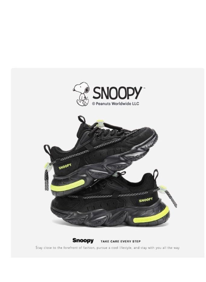 Snoopy Children' s Mesh Breathable Sports Shoes  - Image 1
