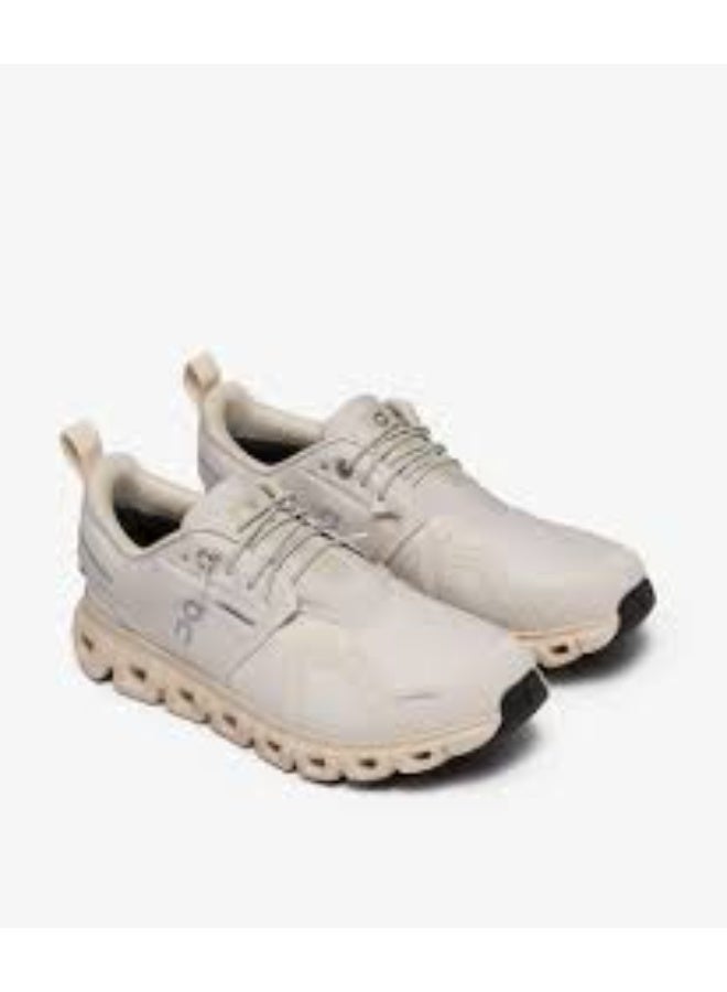 ON This product is the On Women's Cloud 6 Waterproof Sneaker. - Image 2