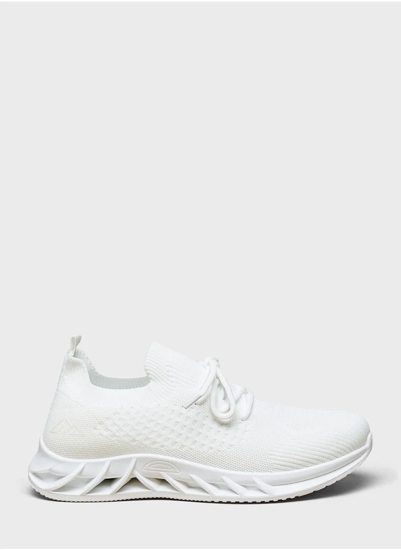 شو اكسبرس Lace Up Low Top Sneakers