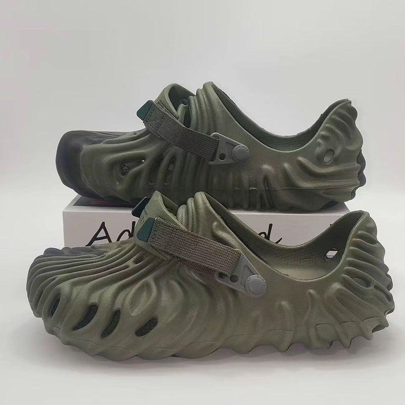 Croos 2025 Summer New Fingerprint Clogs, Yeezy Style, Outdoor Beach Casual Couple  Sandals