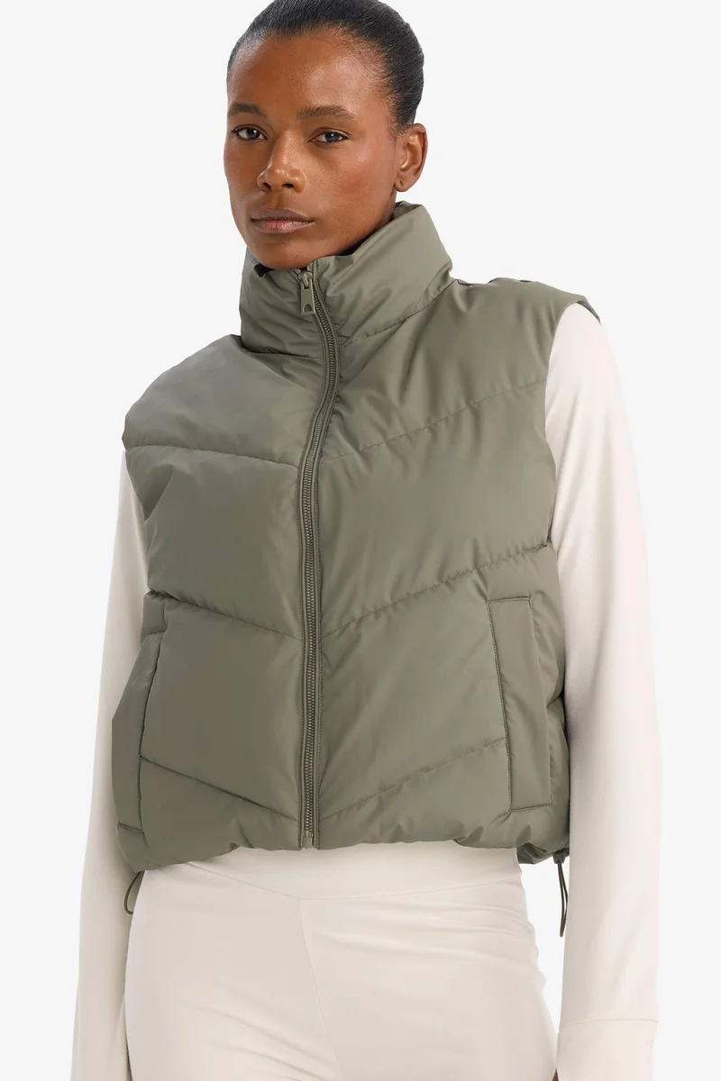 ديفاكتو Regular Fit Puffer Vest