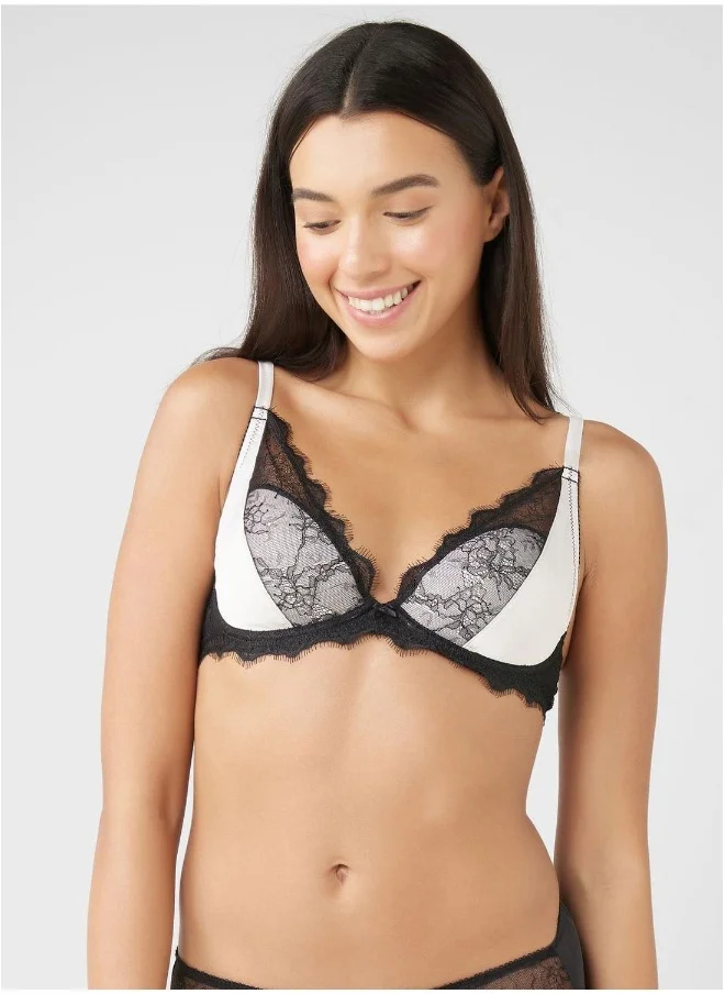 ايسلا اند ايفي Lace Detail Plunge Bra