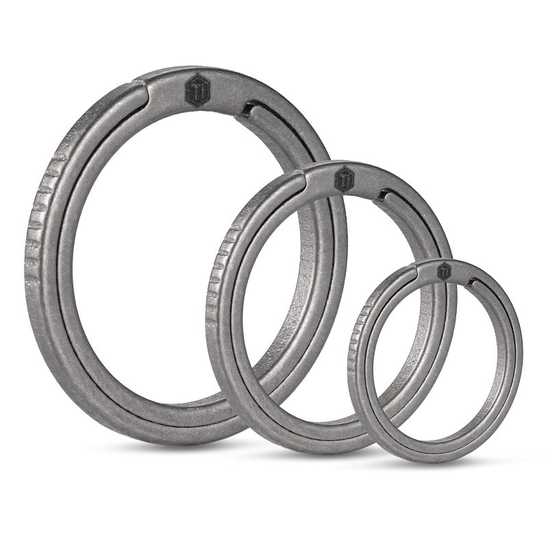 KeyUnity KeyUnity KA02 Titanium Flat Key Rings, 33/25/17.5mm Side Pushing Split Ring for Key Carabiner Flashlight Knife Dog ID Collar Tag (1L+1M+1S)  - Image 1