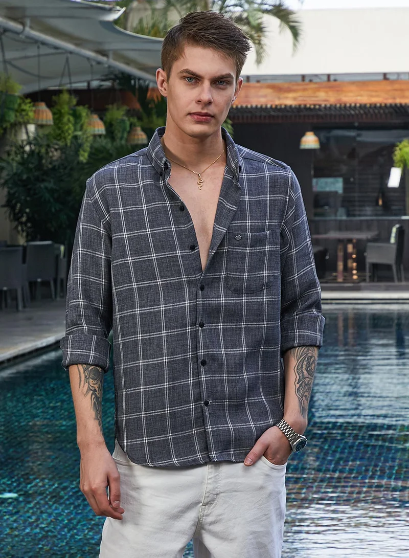 Campus Sutra Men's Charcoal Grey BiGraph-Check Shirt For Casual Wear | Spread Collar | Long Cuffed Sleeves | Button Closure | Shirt Crafted With Comfort Fit For Everyday Wear