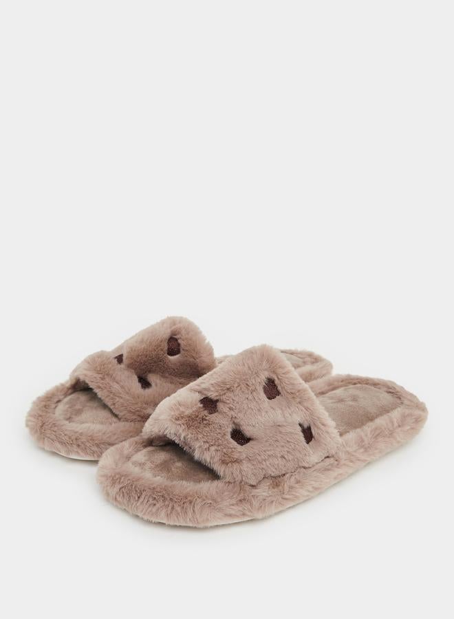Styli Styli Embroidered Heart Slip On Slipper  - Image 3