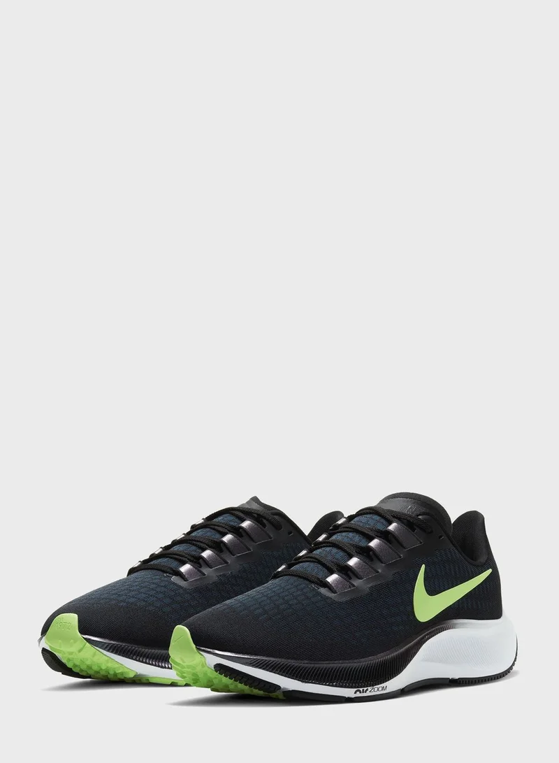 Nike Air Zoom Pegasus 37