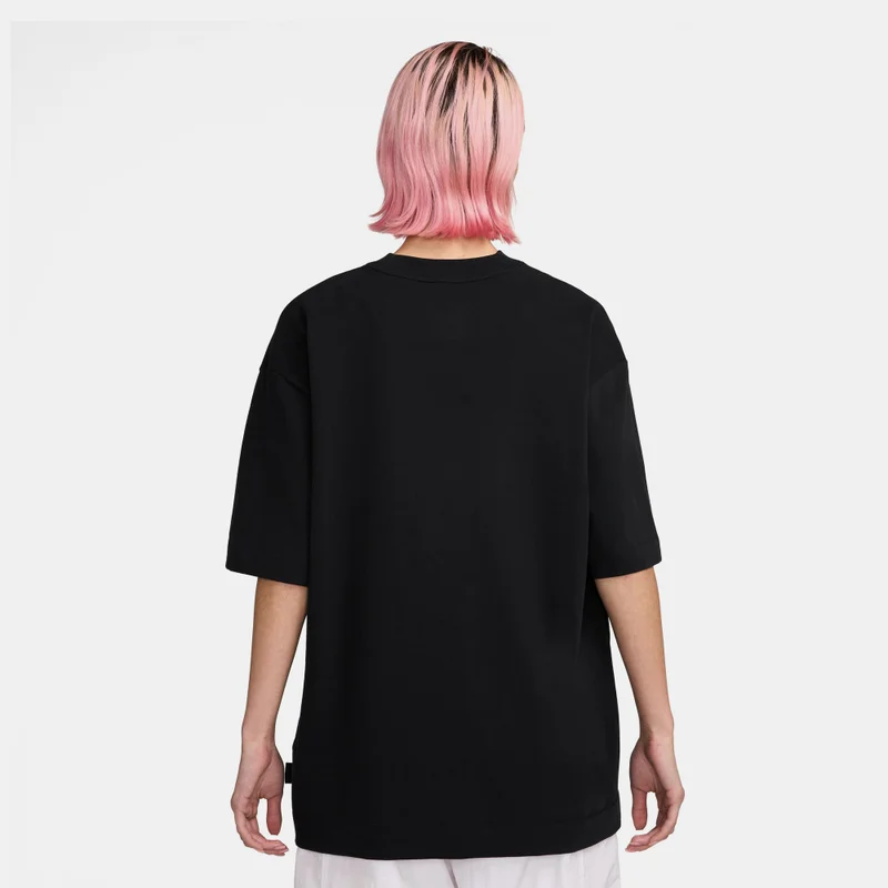 Nike Women's Sportswear Oversized T-Shirt