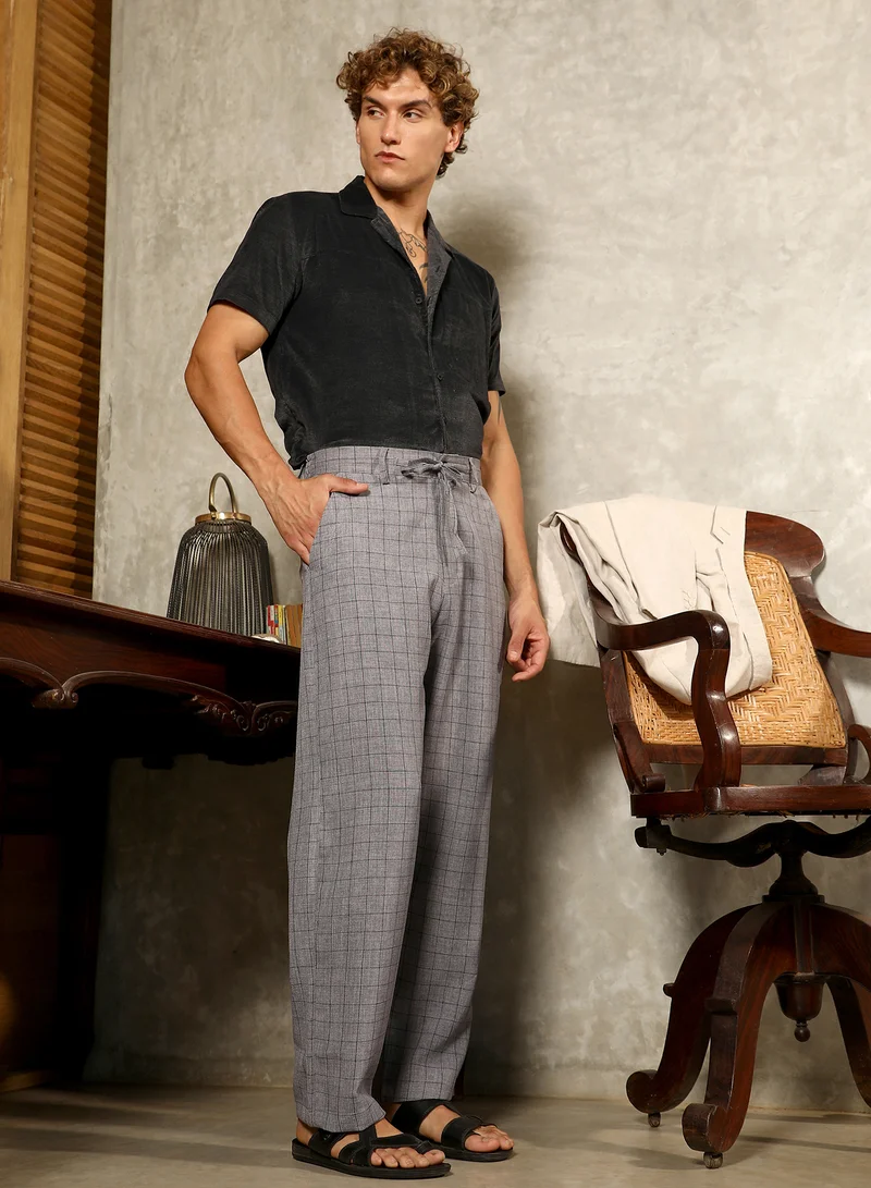 Campus Sutra Lightweight - Graph-Check Casual Trousers