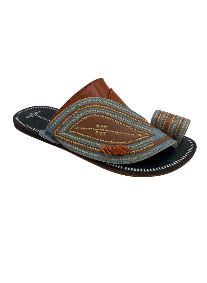 AL Fanoos Handcrafted heritage leather slippers  - Image 1