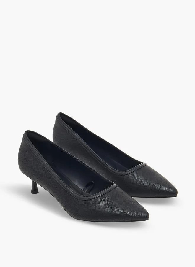 سيليست Women Textured Kitten Heel Shoes
