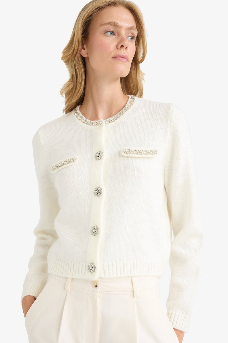 DeFacto Beige Woman Regular Fit Crew Neck Embroidered Cardigan Casual - Image 1